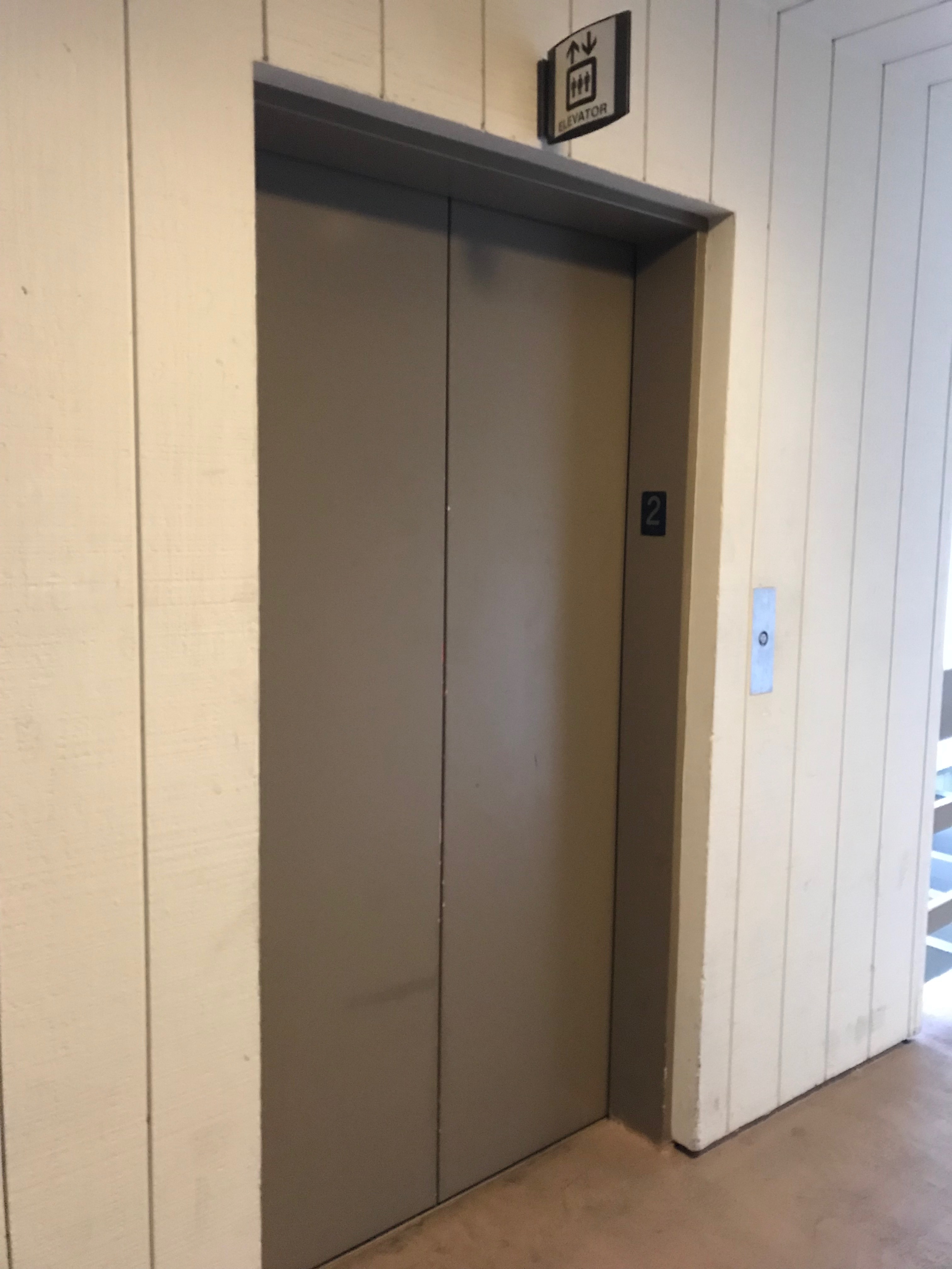 Couples Therapy Woodland Hills 91364 elevator