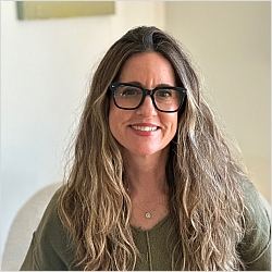 Alison Young MFT