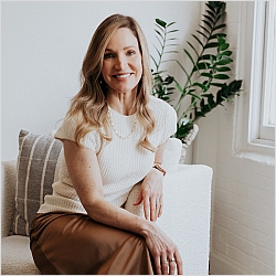 Lisa Hillary LCSW