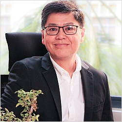Vincent Lim Wye Meng (K.B.;P.A. | CCMP | M.Coun. | B.App.Sc.)