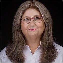 Polly Robertson Licensed Clinical Social Worker - Supervisor
