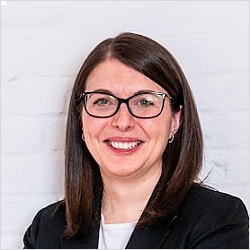 Veselina Hristova Jones LICSW