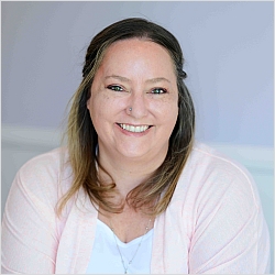 Jonelle Edwards Associate Clinical Mental Health Counselor, Registered Art Therapist - Provisional
