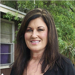 Annalise Robinson Licensed Professional Counselor