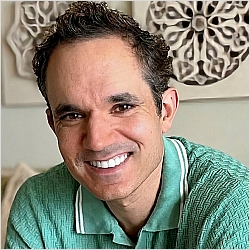Gavin Versi MA, Licensed Marriage and Family Associate