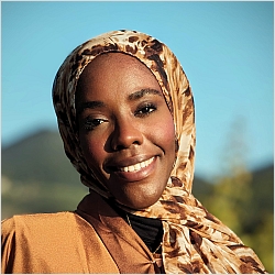 Angelique Umutesi Licensed Clinical Social Worker